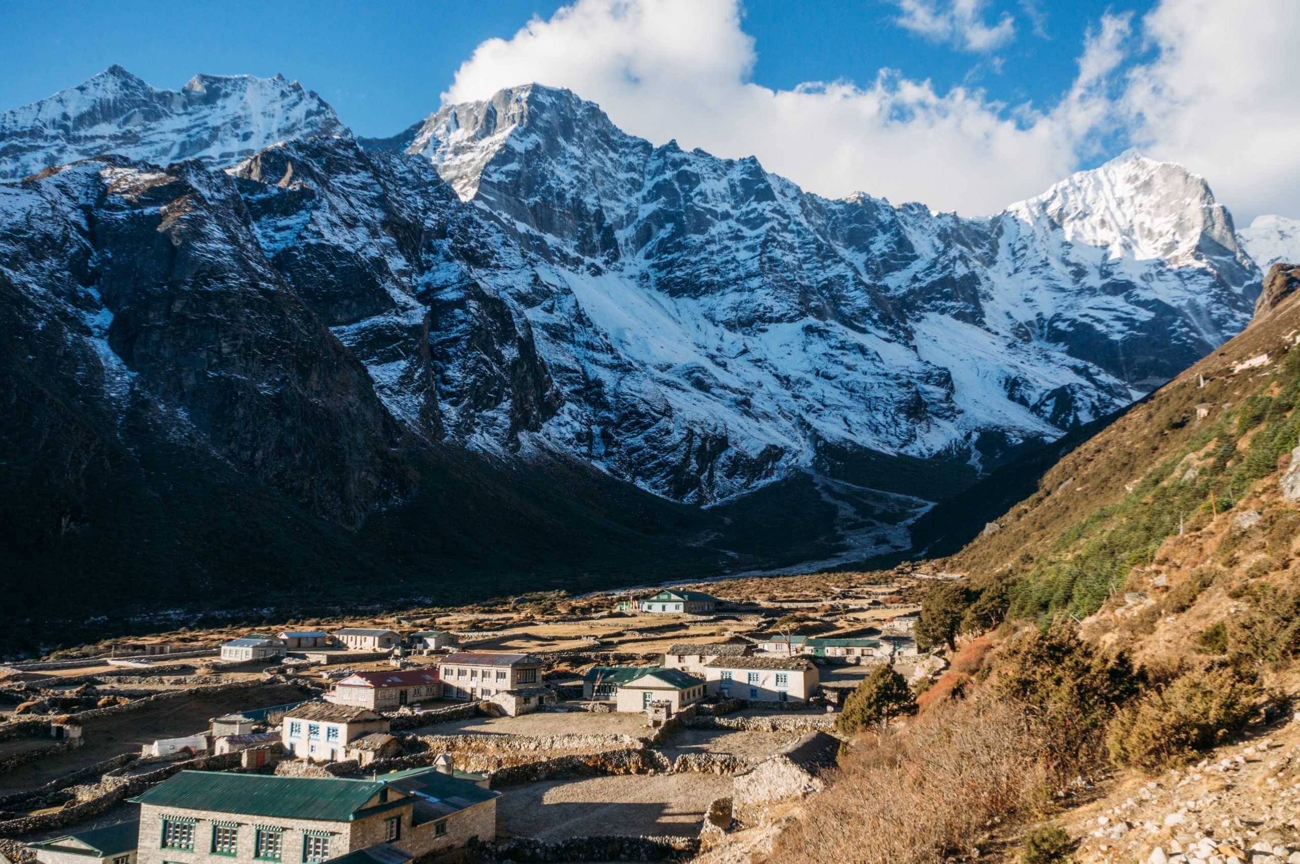 De 5 vakreste Fjellene i Nepal: Guide for Norske Eventyrere
